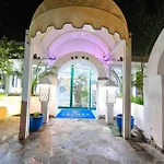 Hotel La E 4*
