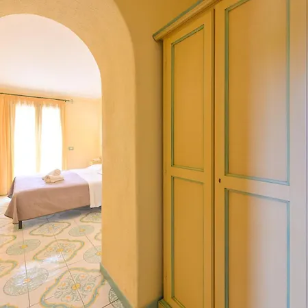 Hotel La E Forio di Ischia