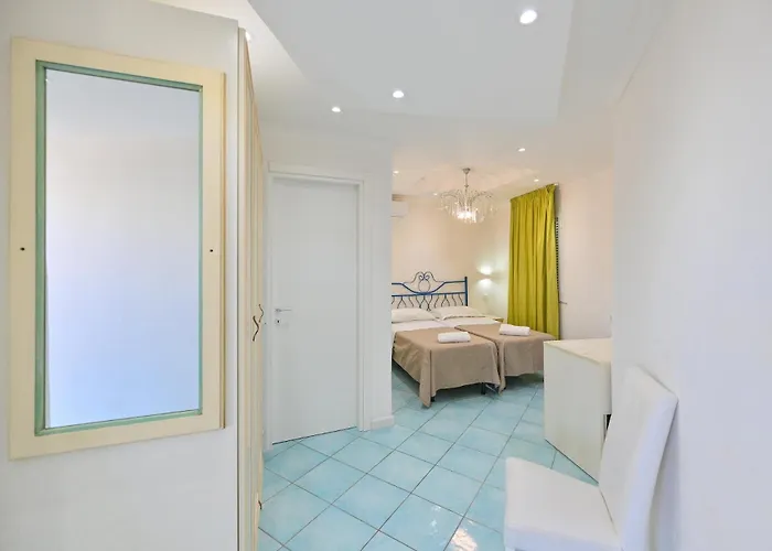 La E 4* Forio di Ischia