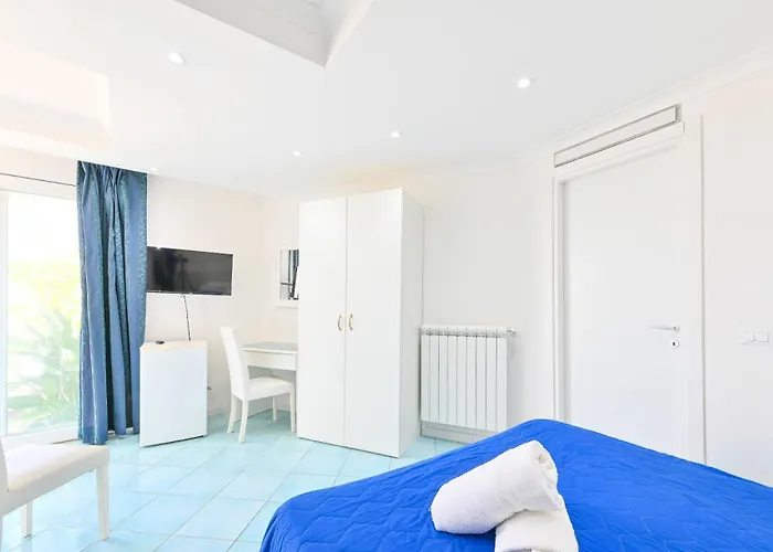 La E 4* Forio di Ischia